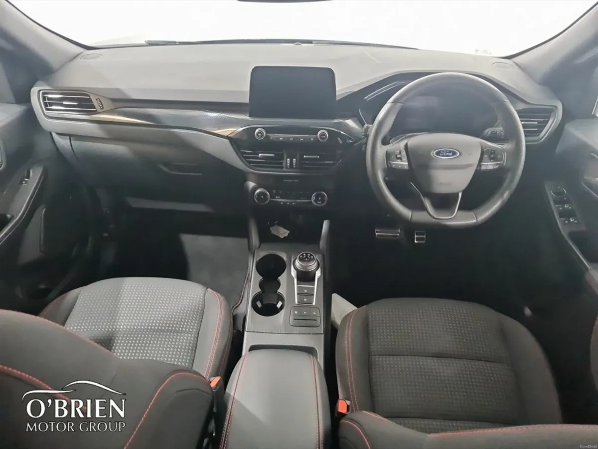 Ford Kuga 2.5 Duratec 225PS PHEV ST-Line Auto - Image 2