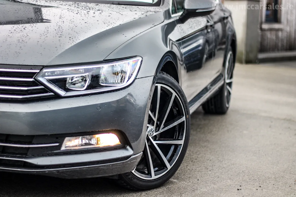 2016 VOLKSWAGEN PASSAT 1.6L 120BHP - Image 3