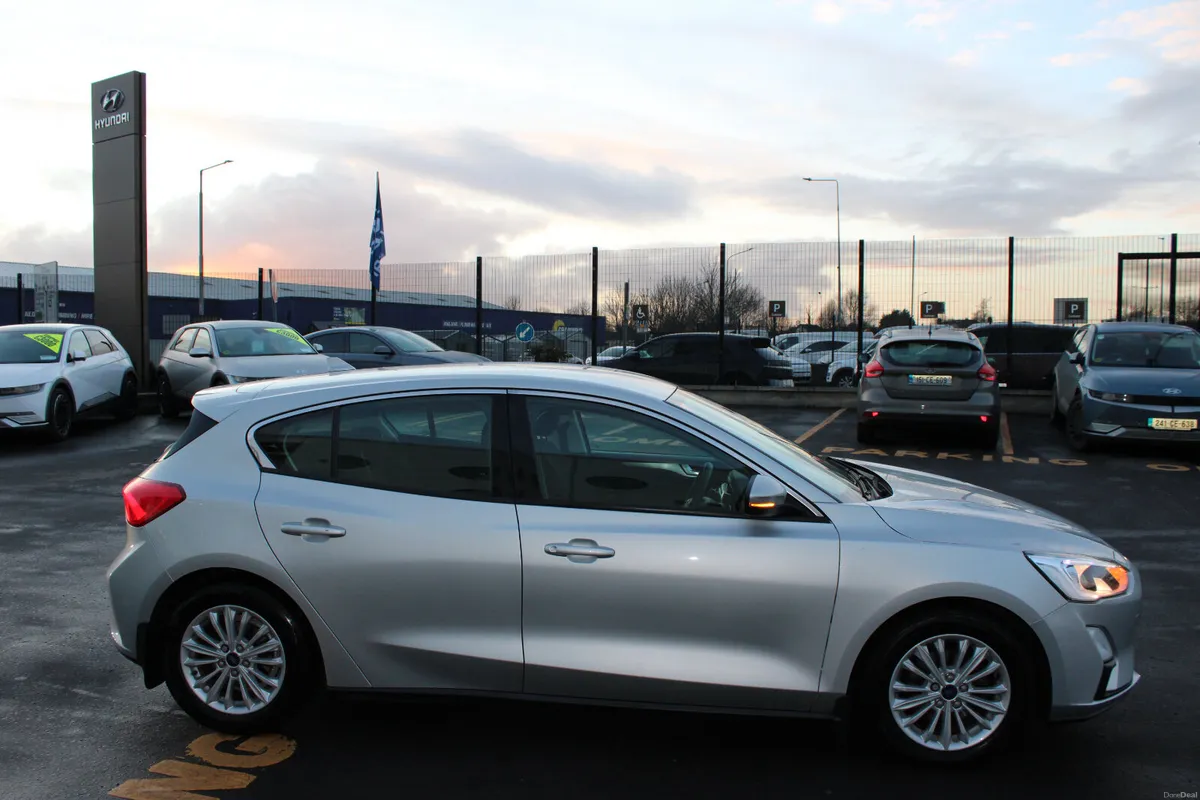 Ford Focus 2020 - Image 6