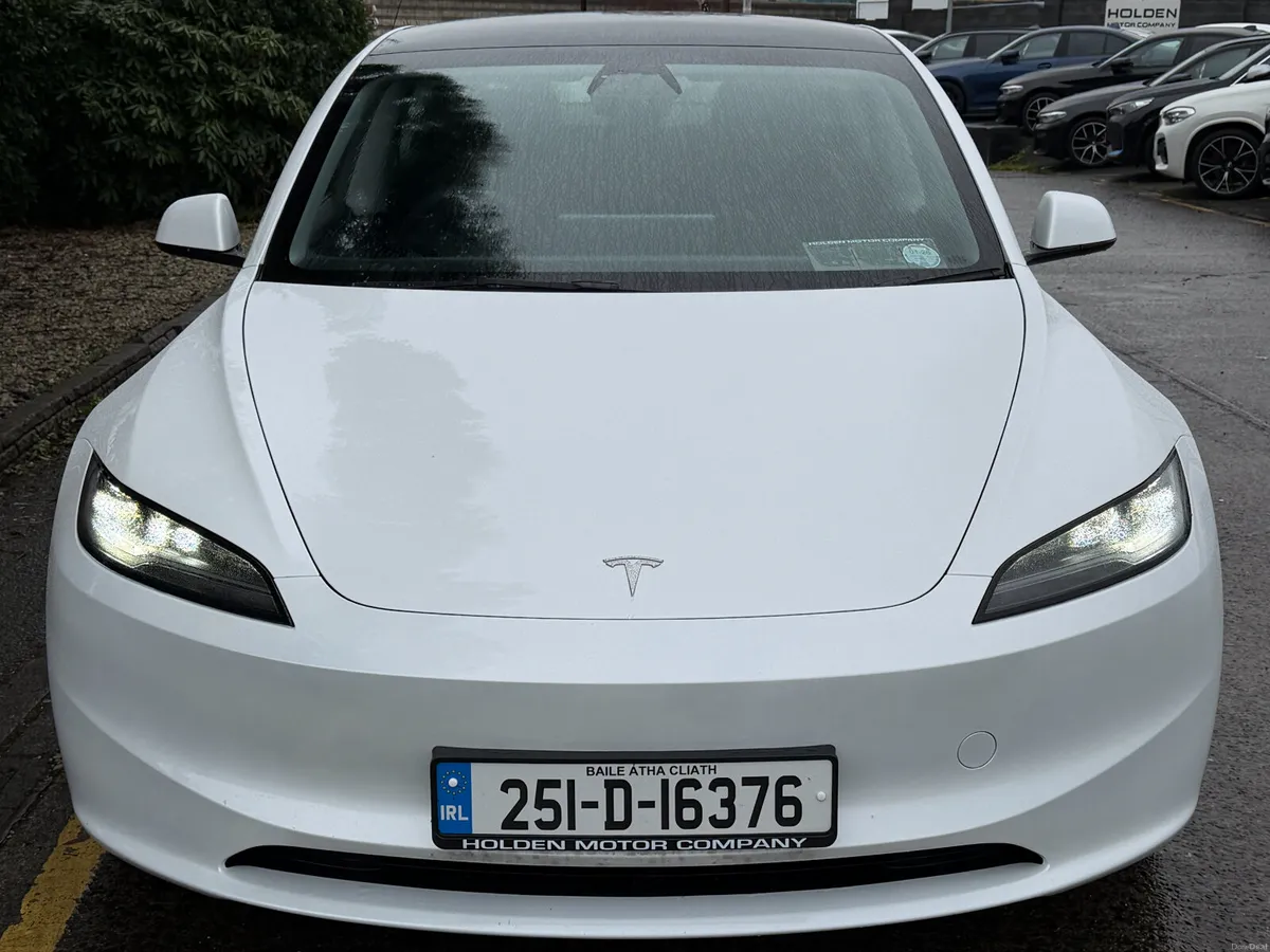 2025 TESLA MODEL 3 LONG RANGE MODEL - Image 4