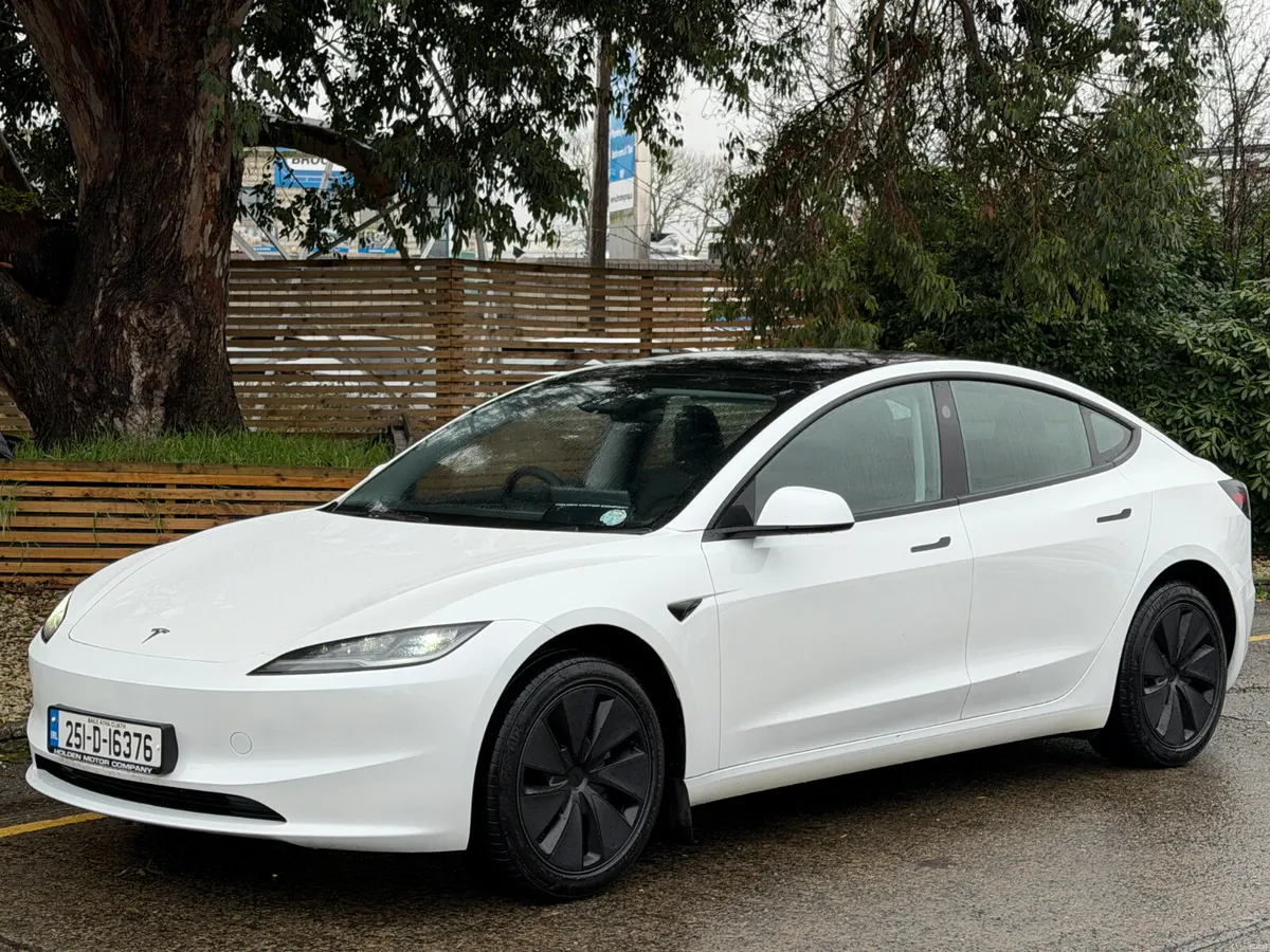 2025 TESLA MODEL 3 LONG RANGE MODEL - Image 2