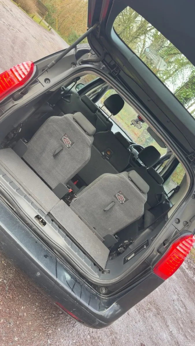 Peugeot 5008 - Image 4