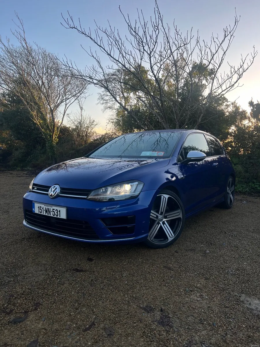 Volkswagen Golf R - Image 1