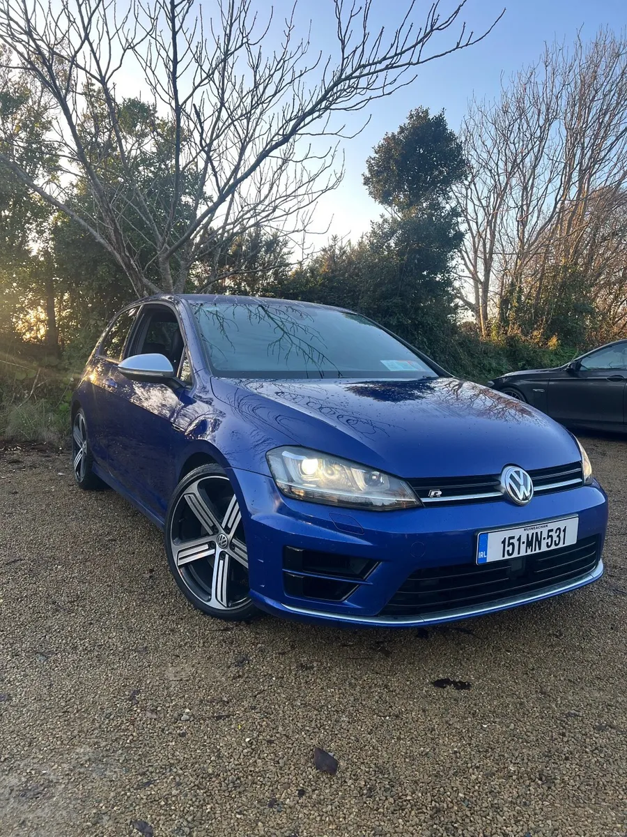 Volkswagen Golf R - Image 2