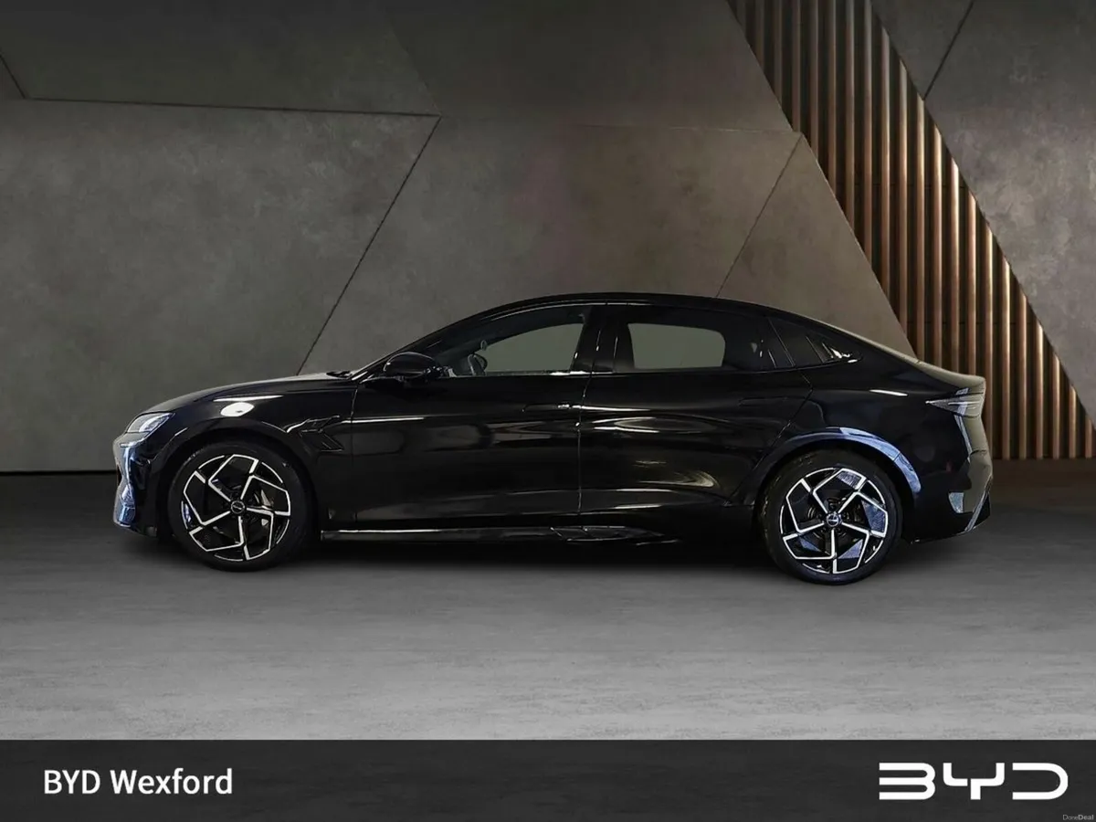 BYD SEAL 82.5kWh Excellence 4WD - Image 4