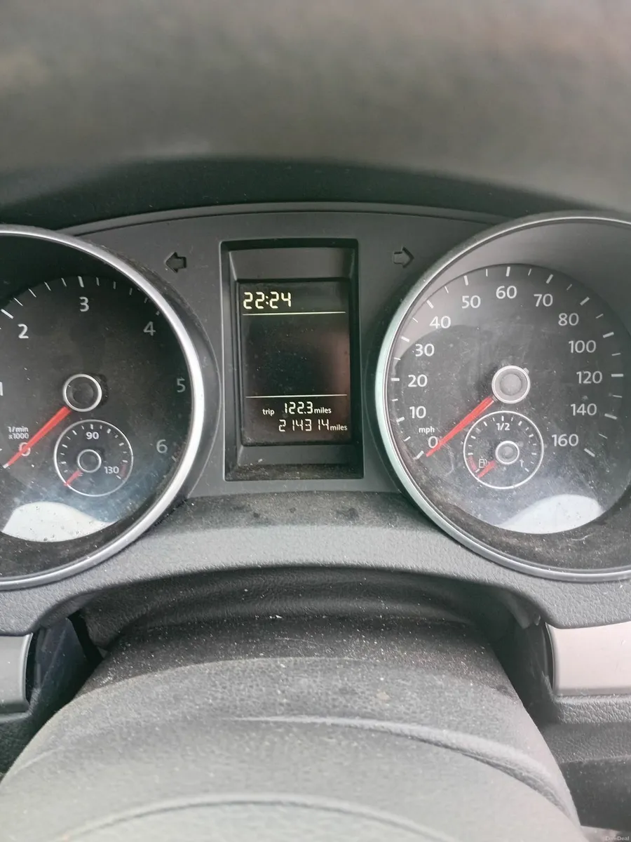 Volkswagen Golf 2011 - Image 3