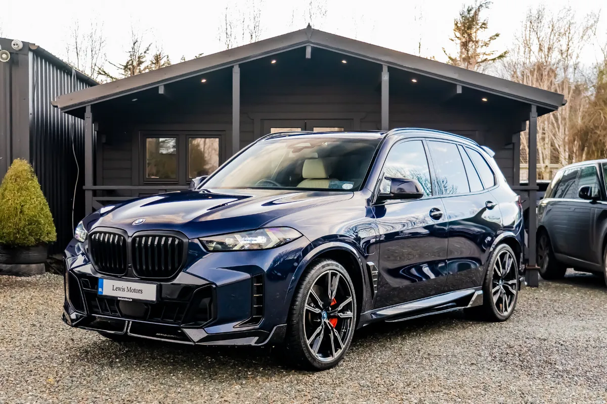 2024 BMW X5 50e M Sport **DEPOSIT TAKEN** - Image 3
