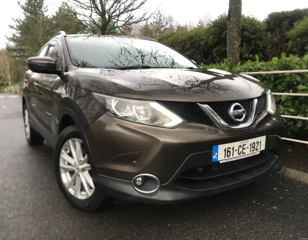 Nissan Qashqai Automatic SUV Sunroof - Image 1