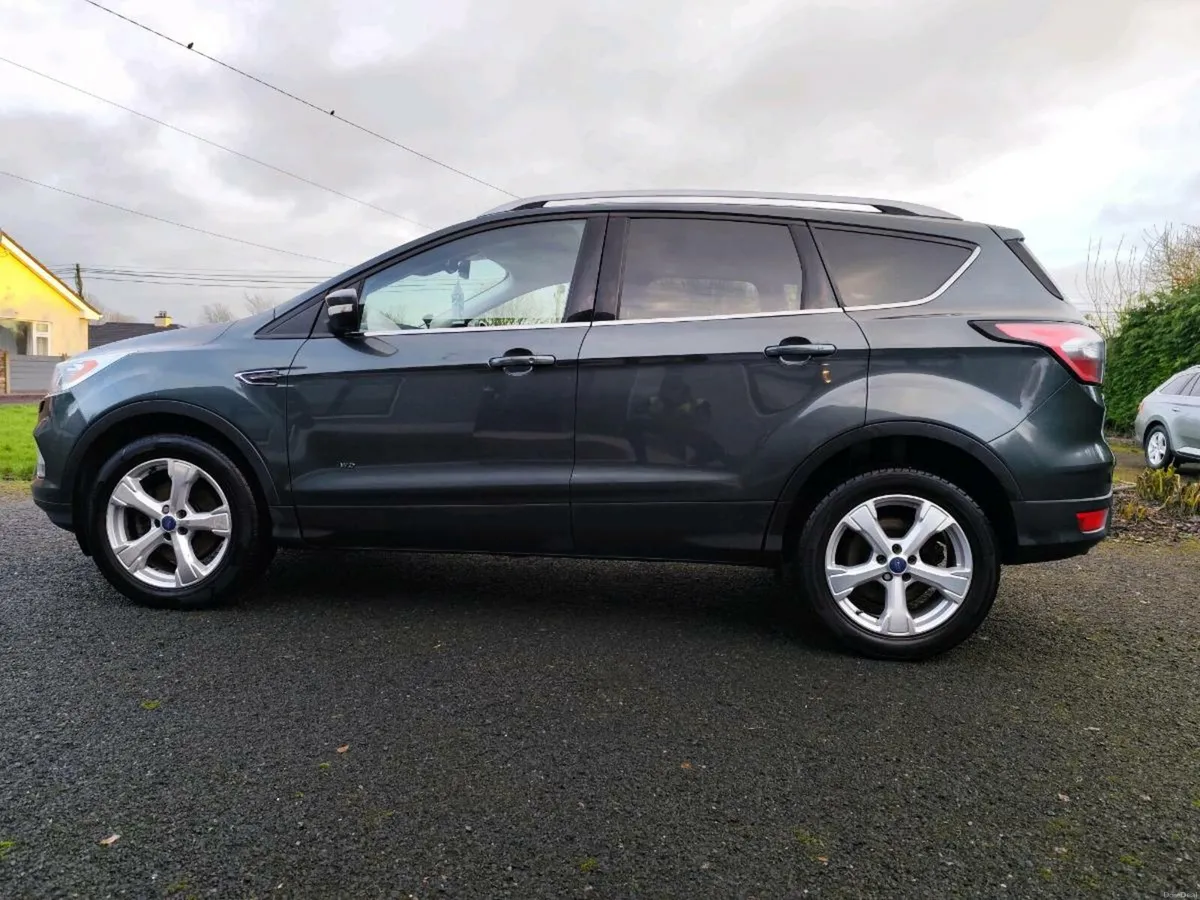 2017 Ford Kuga Titanium 2.0 AWD Automatic - Image 3