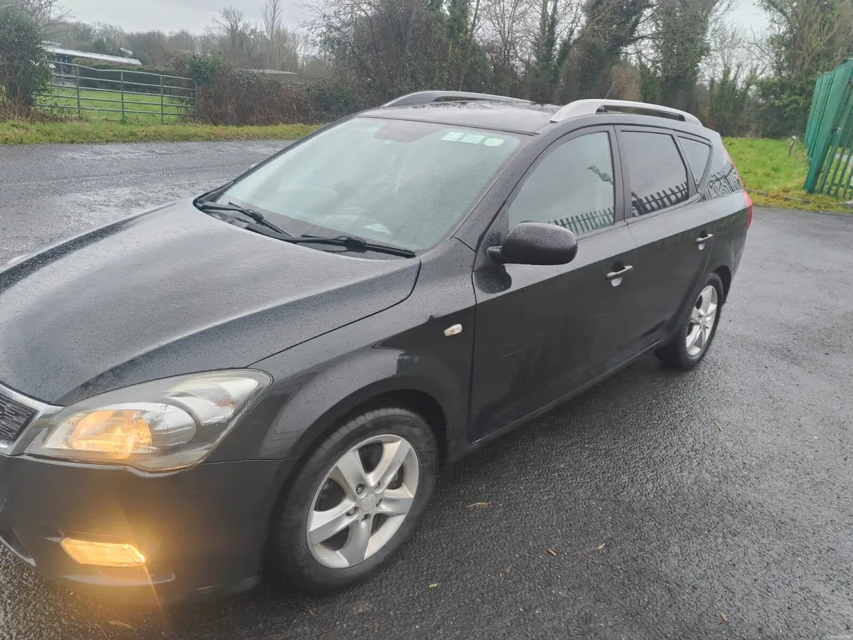 Kia Ceed 2012 - Image 2