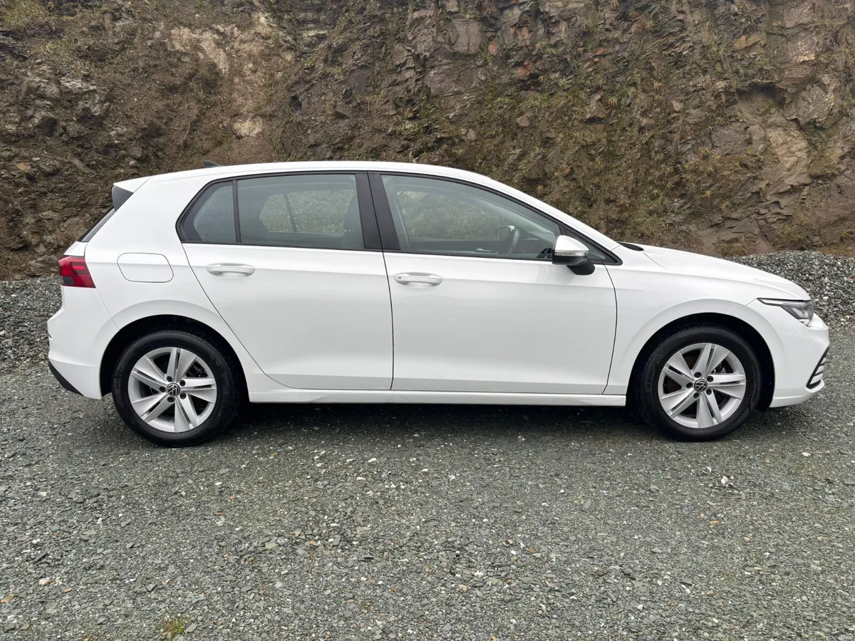 23 VW GOLF AUTOMATIC 1.0 PETROL - Image 2
