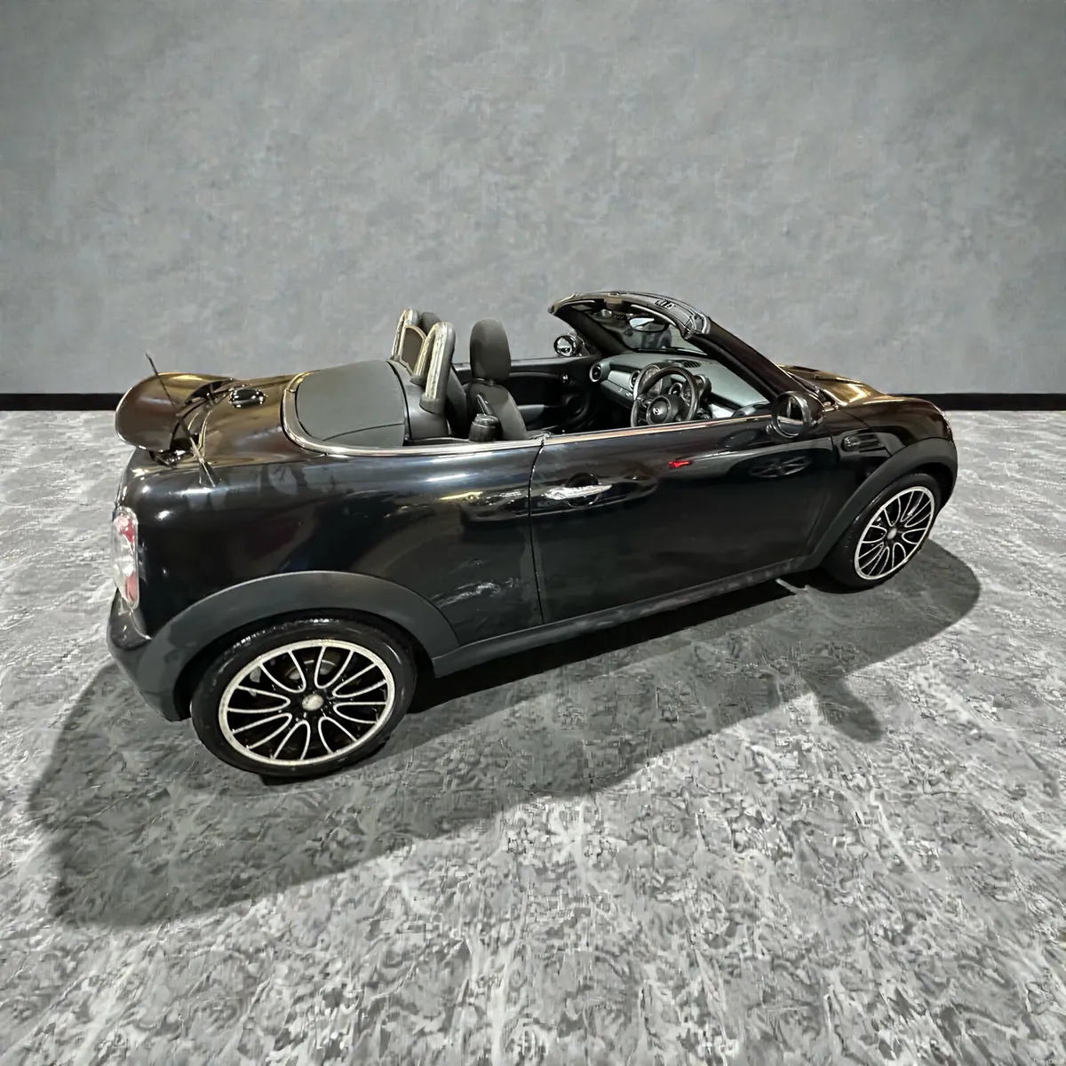 2014 Mini Cooper 1.6 16V COOPER CONVERTIBLE petrol - Image 4