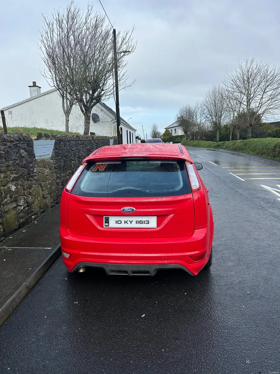 Ford Focus 2010 - Image 4