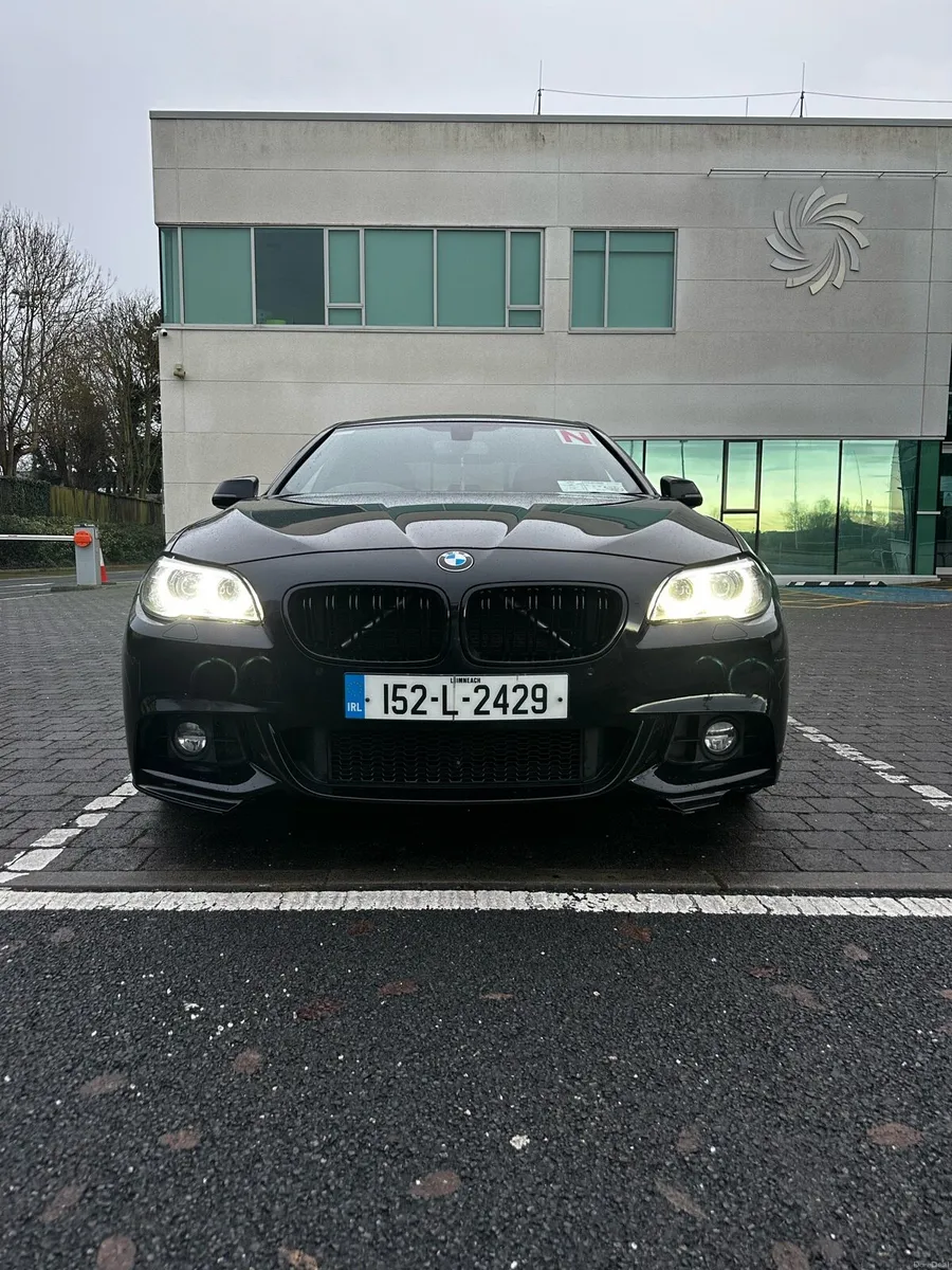 BMW 5 Series - Image 2
