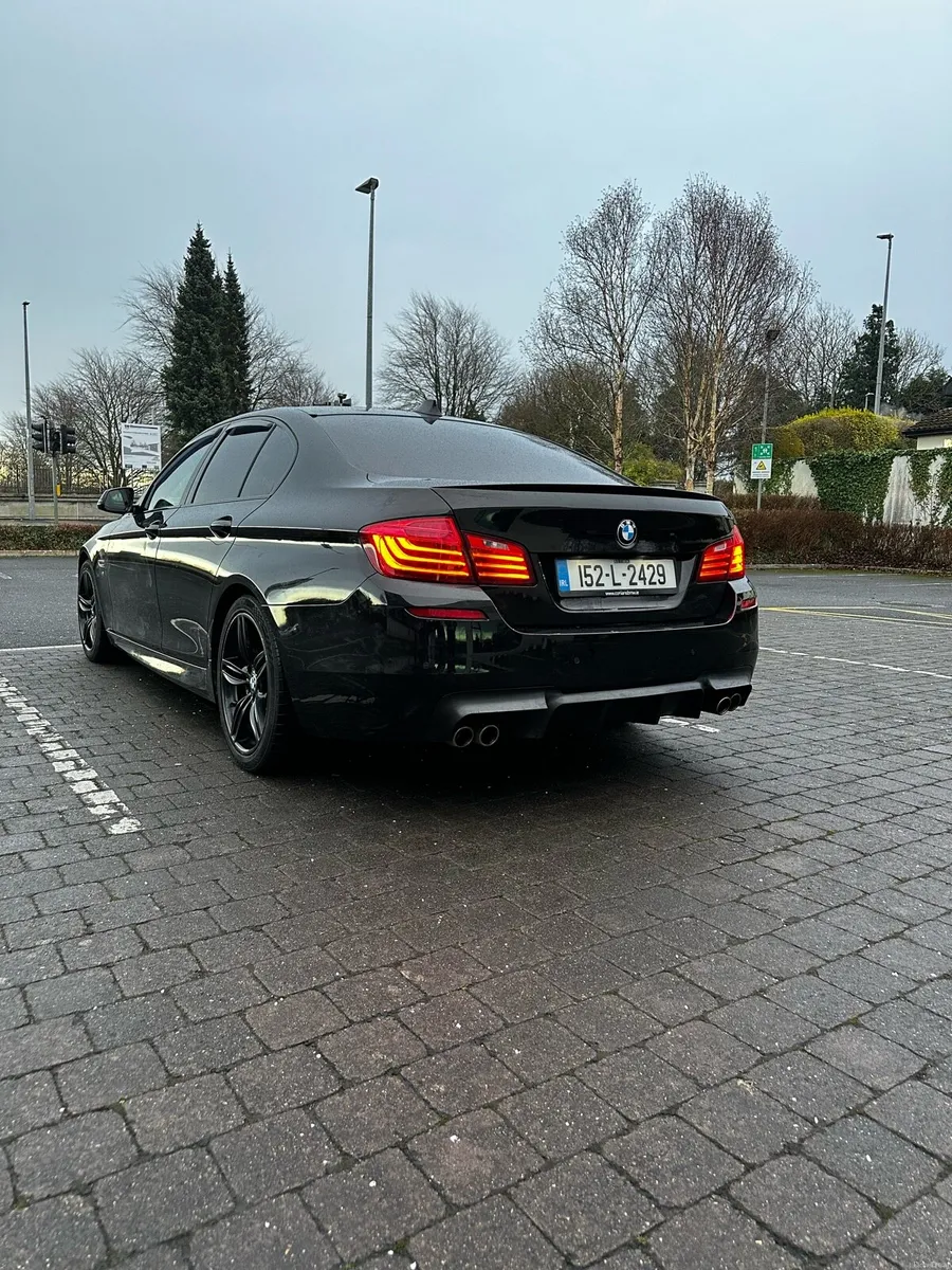 BMW 5 Series - Image 4