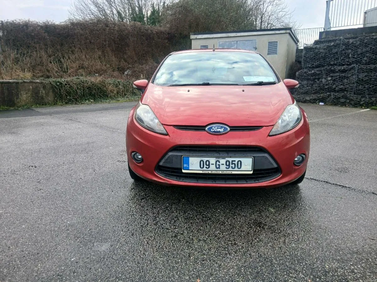 2009 Ford fiesta !! Low kilometres !! - Image 3