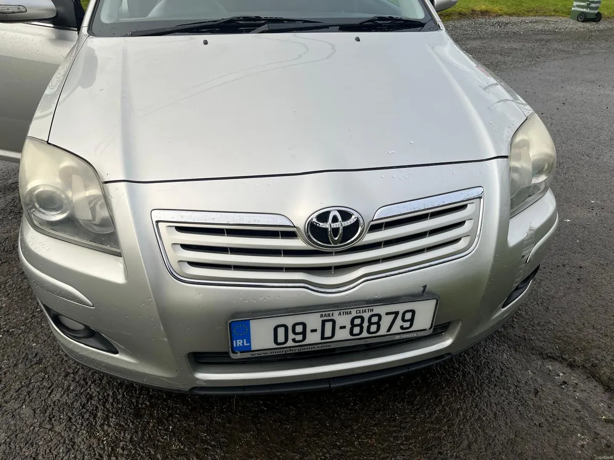 Toyota Avensis 2009 - Image 1