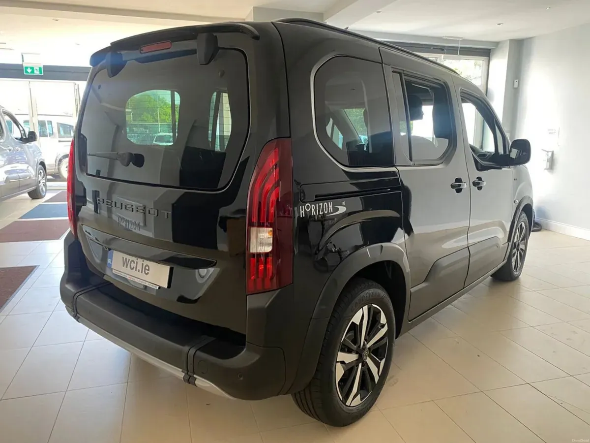 Wheelchair Accessible Peugeot Rifter - Image 6