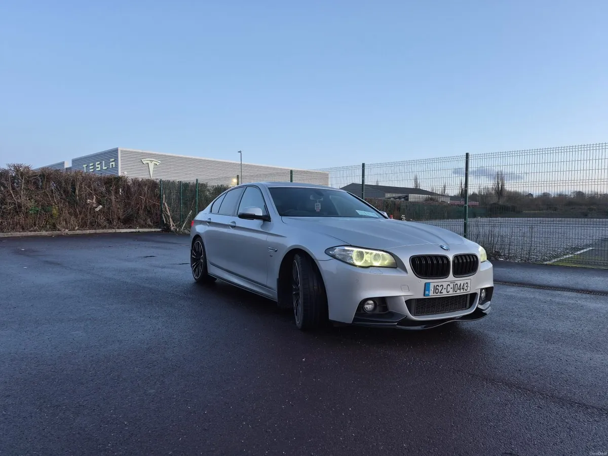 2016 BMW F10 520 D MSPORT - Image 2