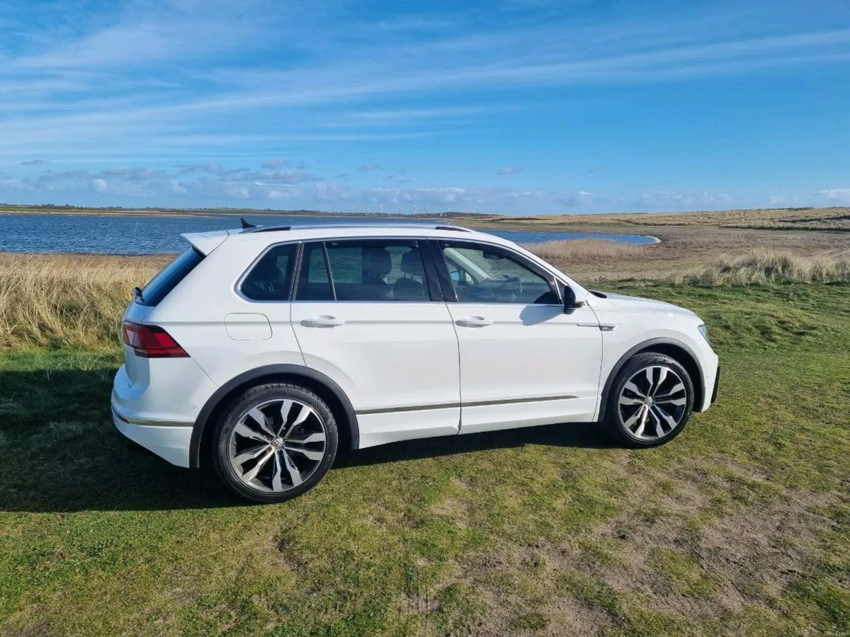Volkswagen Tiguan R-Line. - Image 1