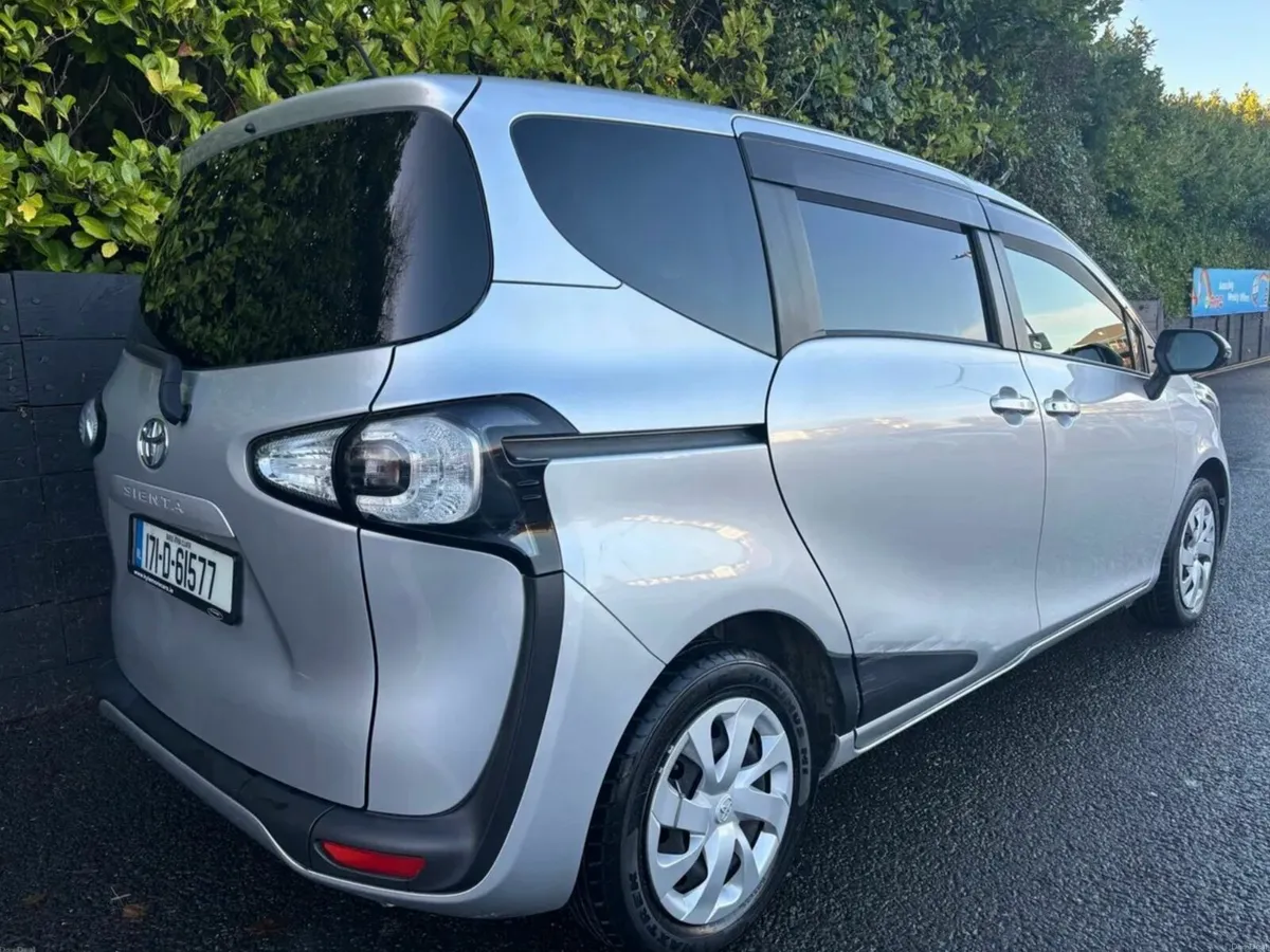 Toyota Sienta 2017 - Image 3