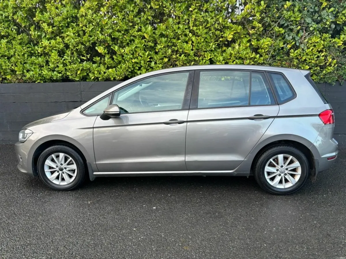 2014 VW GOLF *ONLY 130K KM* DIESEL FOR SALE - Image 4