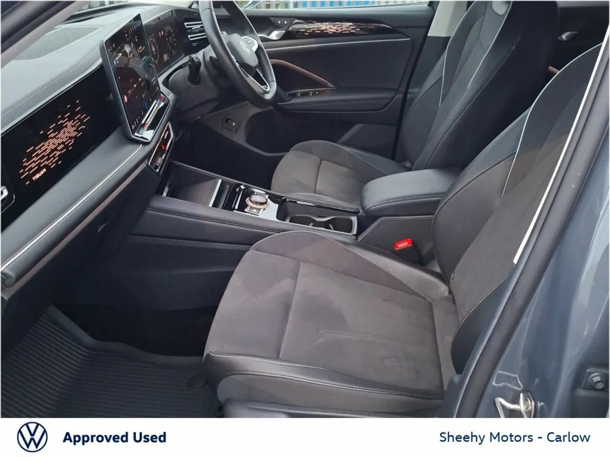 Volkswagen Tiguan 2.0TDI Elegance DSG 5DR - Image 4