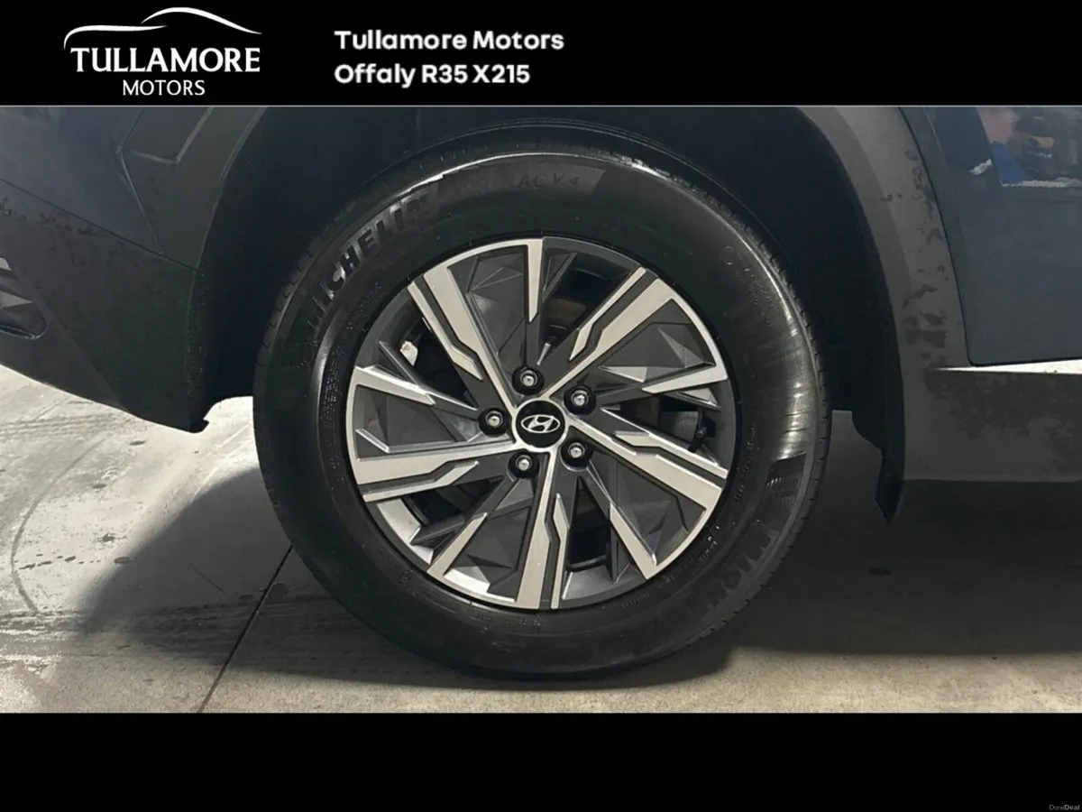 Hyundai Tucson 2WD Executive HEV Auto - Image 3