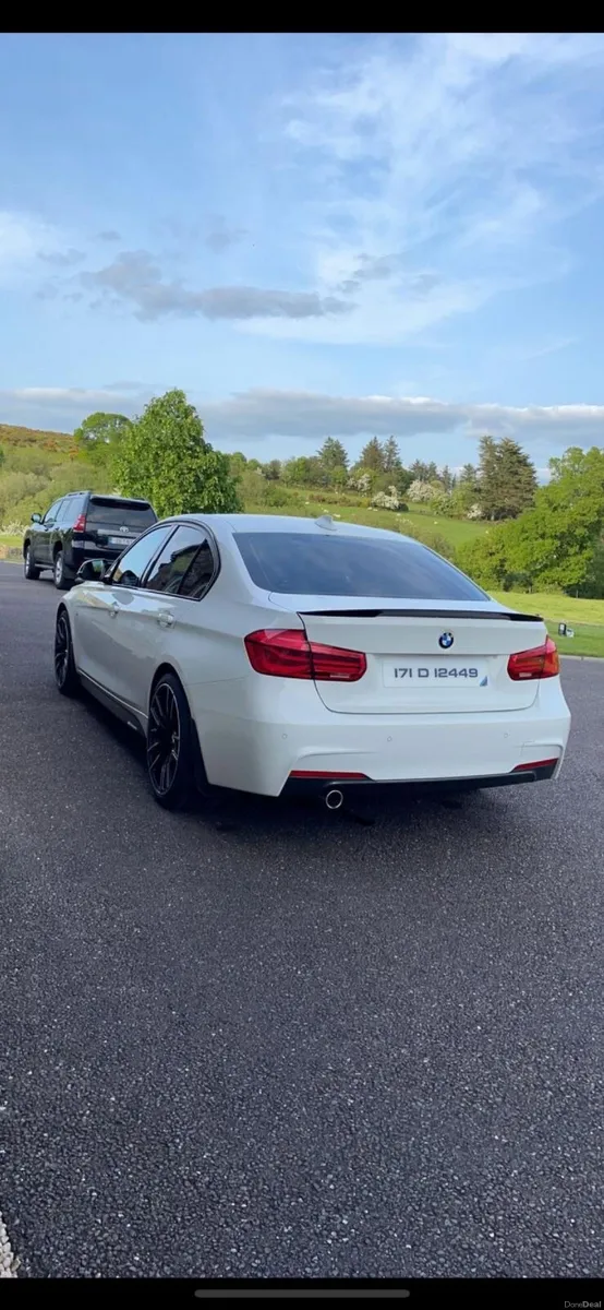 BMW 3-Series 2017 M Sport - Image 4