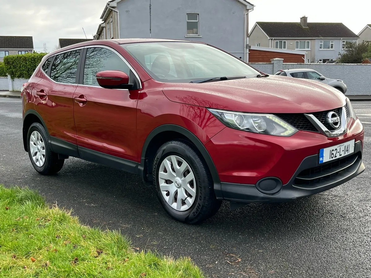 2016 Qashqai, 1 OWNER, Only 170k km - Image 4