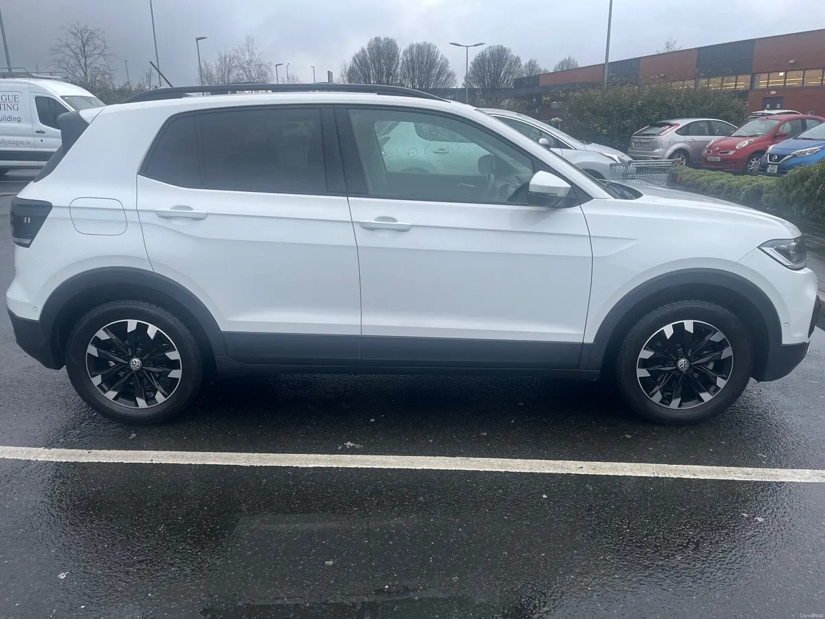 Volkswagen T-Cross 2020 - Image 1