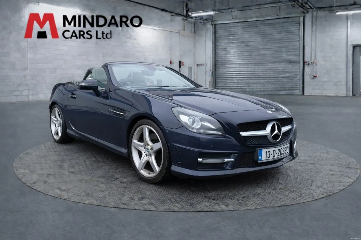 Mercedes-Benz SLK 2013//EXCELLENT CONDITION - Image 1