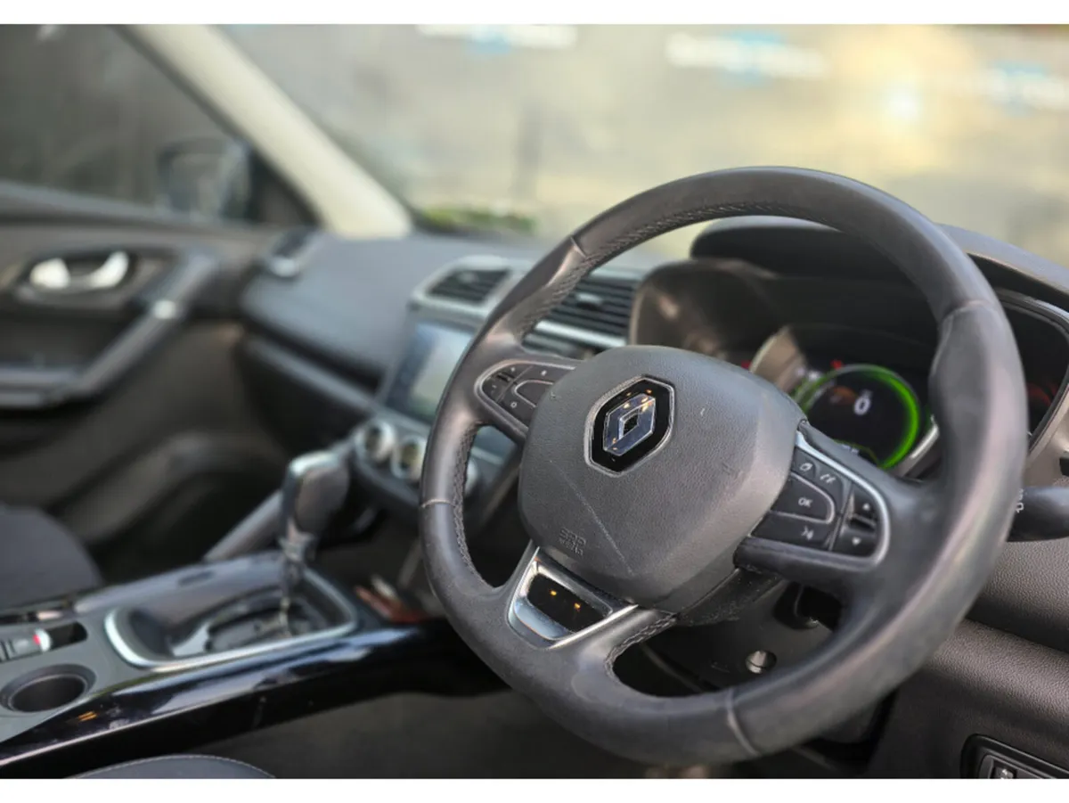 Renault Kadjar ICONIC 1.5 DCI AUTO - Image 2