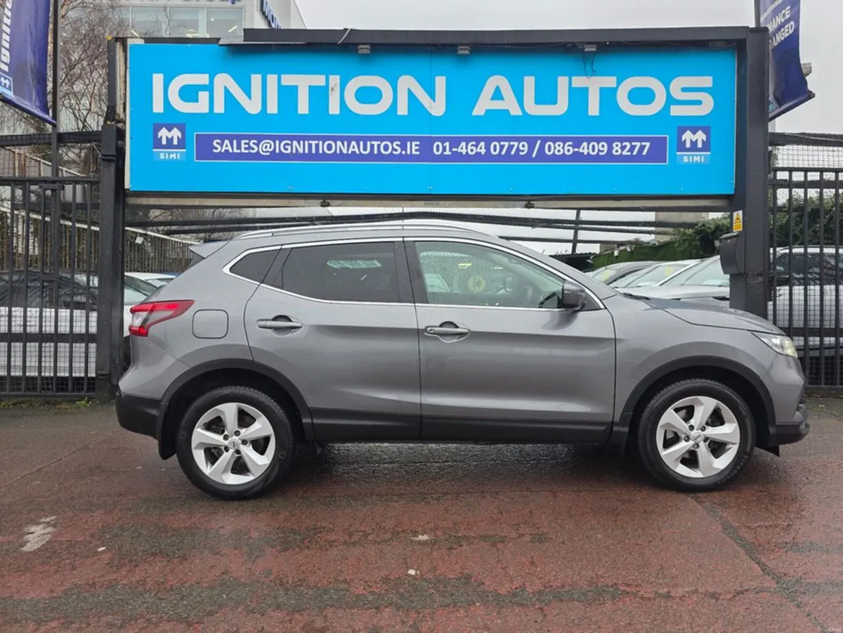 Nissan Qashqai 1.3 PETROL, AUTOMATIC, HUGH SPEC, P - Image 2