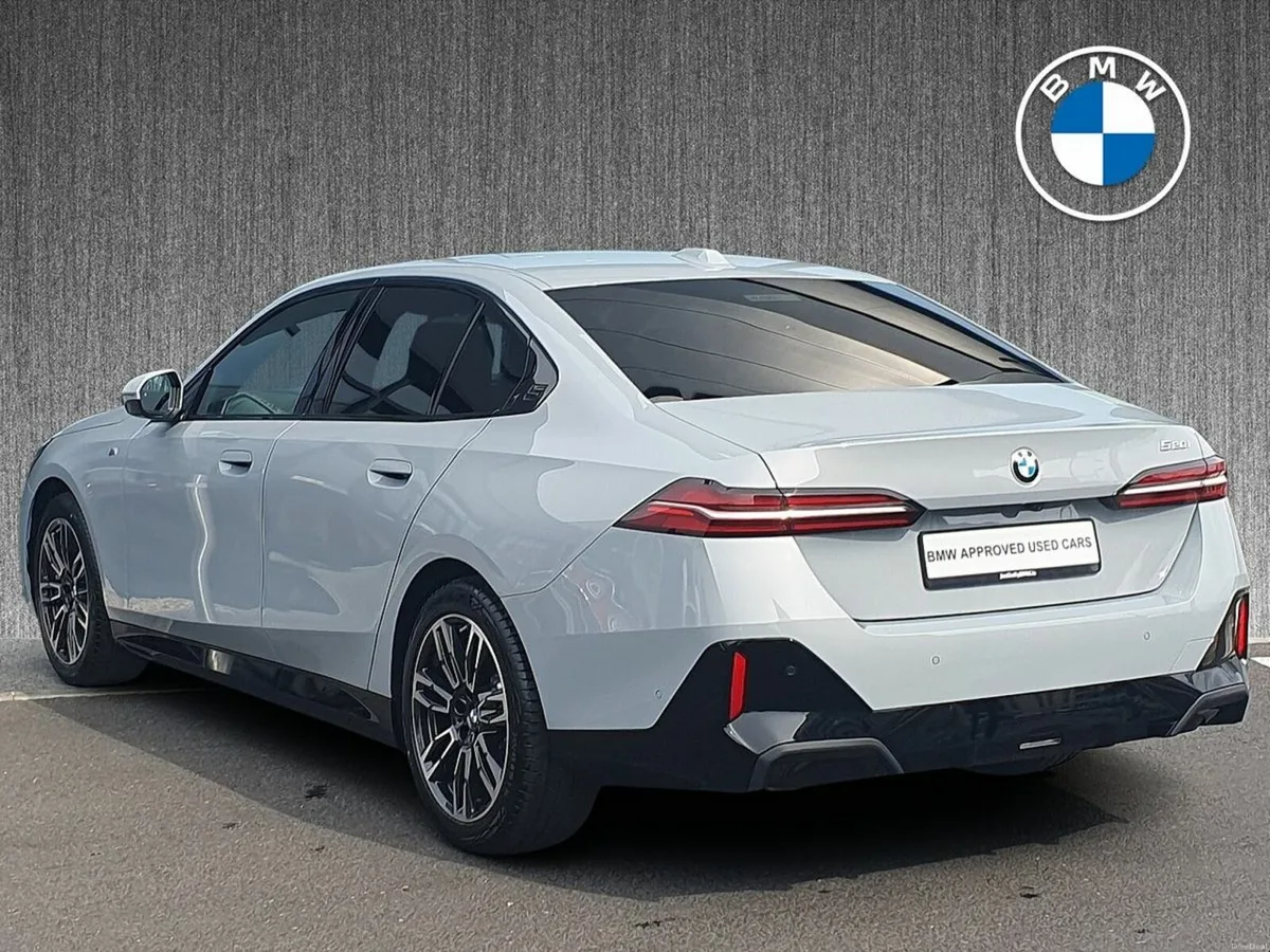 BMW 5-Series 520i M Sport Saloon - Image 2