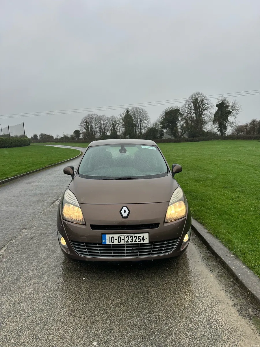 Renault Grand Scenic 2010 NCT 08/26 - Image 2