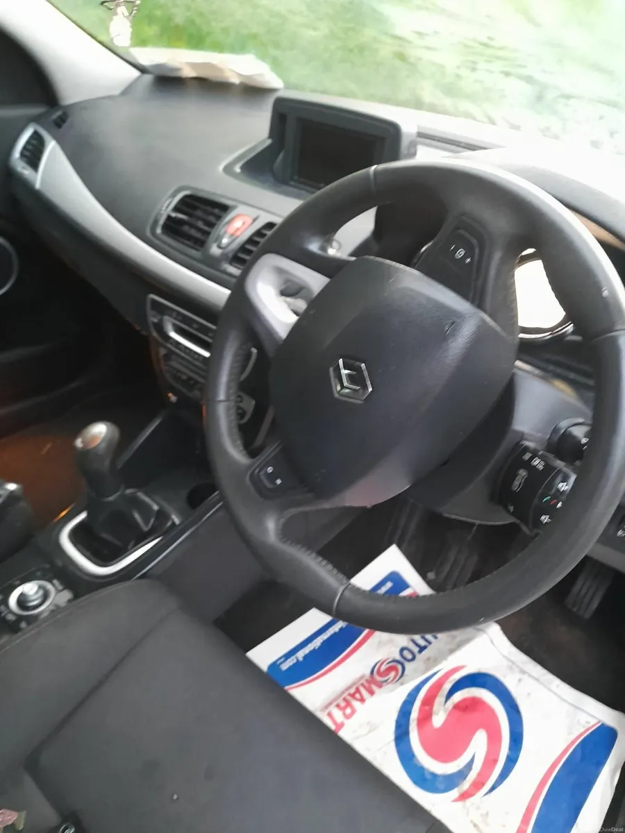 12 Renault Megane Coupe NCT27 - Image 2