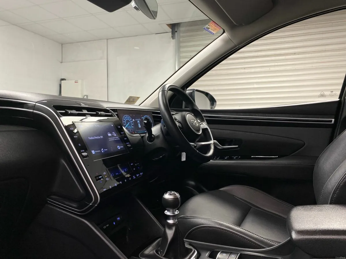 Hyundai Tucson 2WD Executive - Image 3