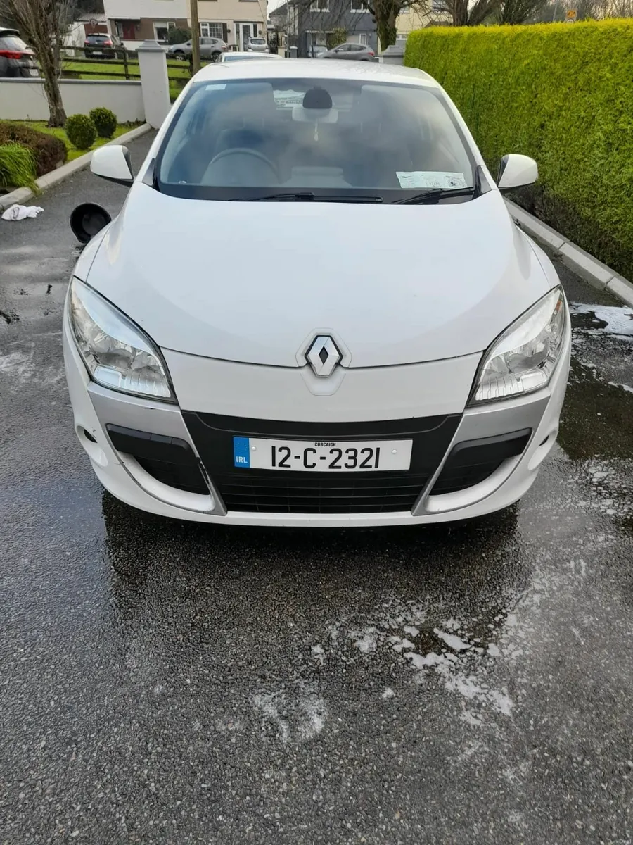 12 Renault Megane Coupe NCT27 - Image 1