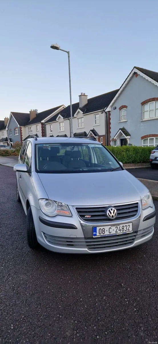 Volkswagen Touran 2008 - Image 3