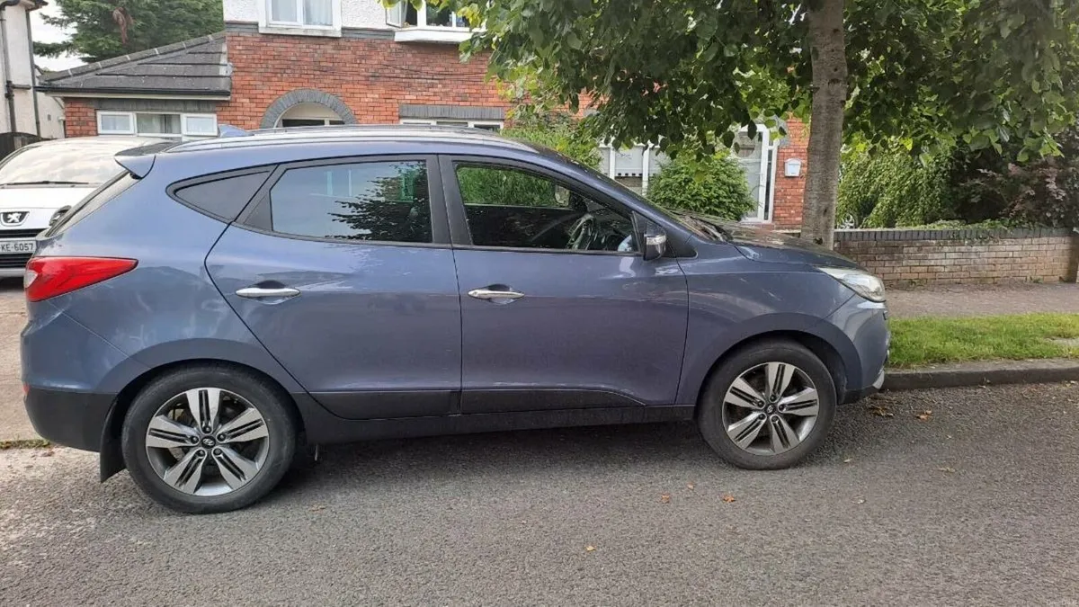 HYUNDAI IX35 PREMIUM 4WD 5DR - Image 3