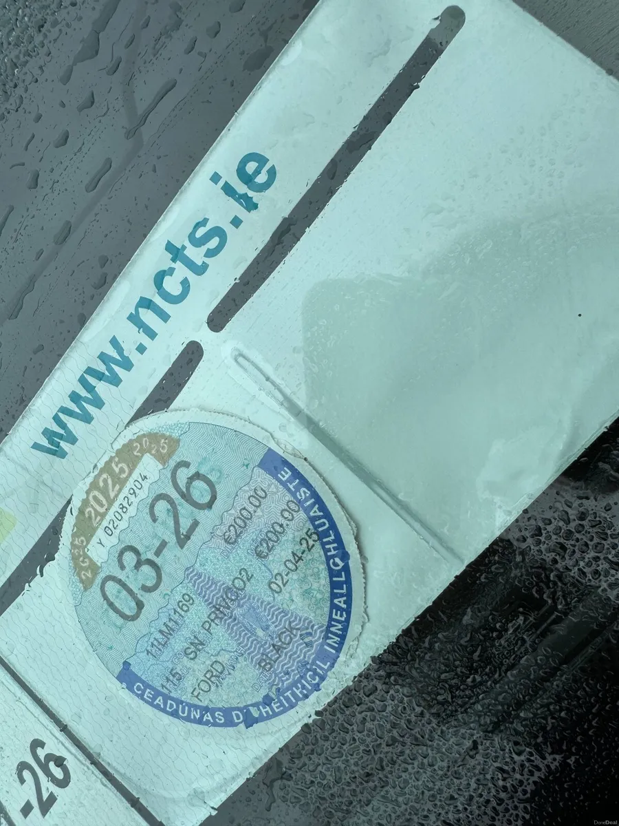 Ford Focus 2011 2000euros NO OFFER - Image 2