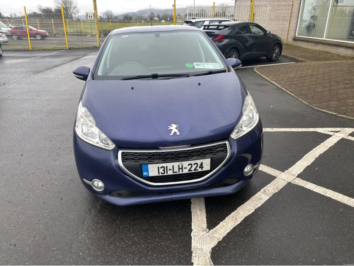 Peugeot 208 ACTIVE 1.0 4DR - Image 3