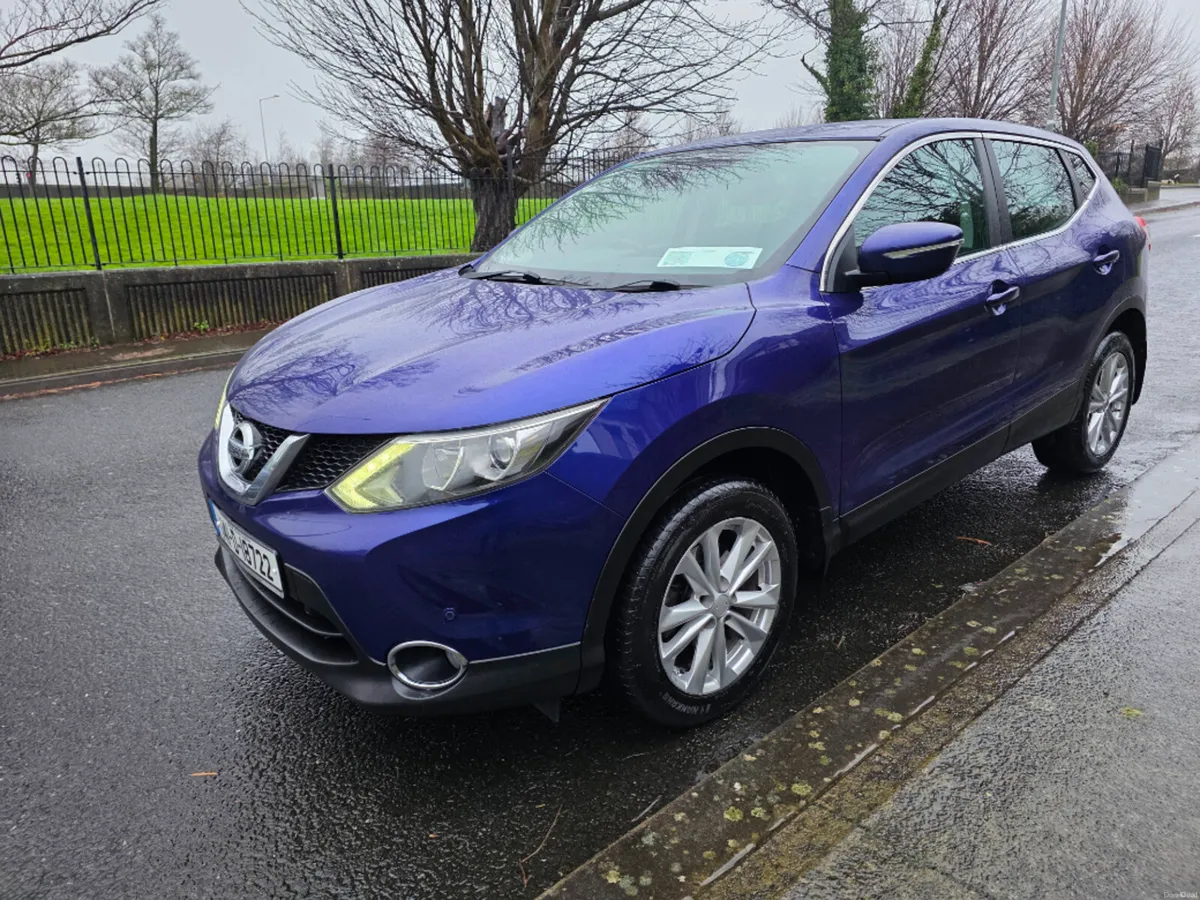 Nissan Qashqai 1.2 PET SV Safety PK 5DR - Image 4