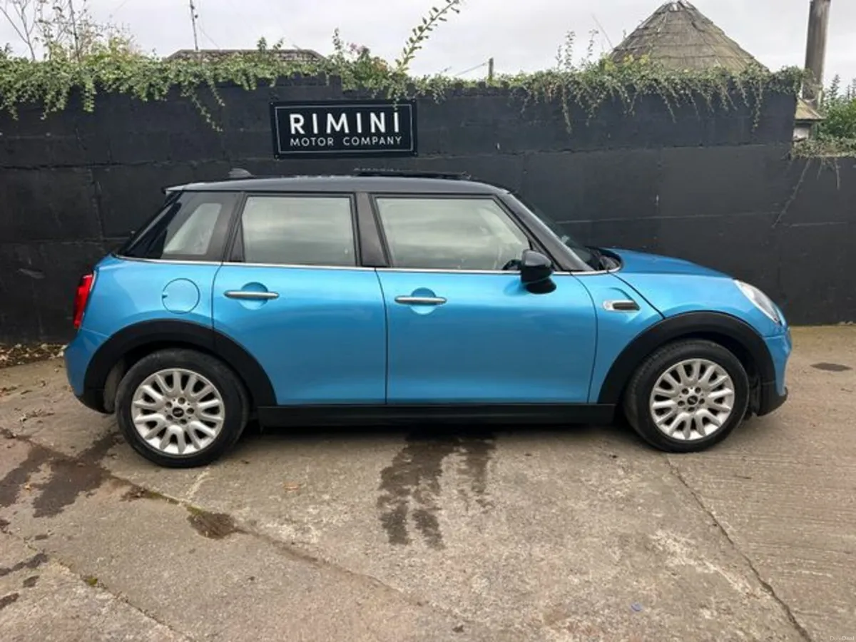 Mini Cooper 1 5 5DR - Image 4