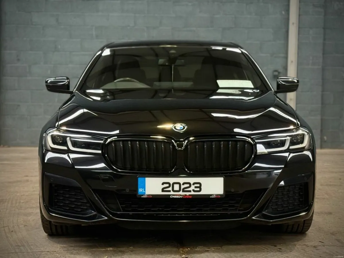 BMW 5-Series 530E M SPORT // 12 MONTH WARRANTY // - Image 2