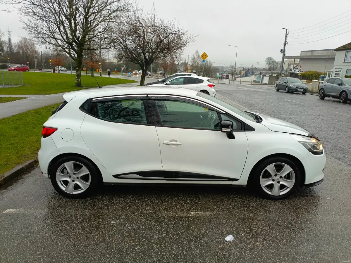 Renault Clio Diesel - Image 4