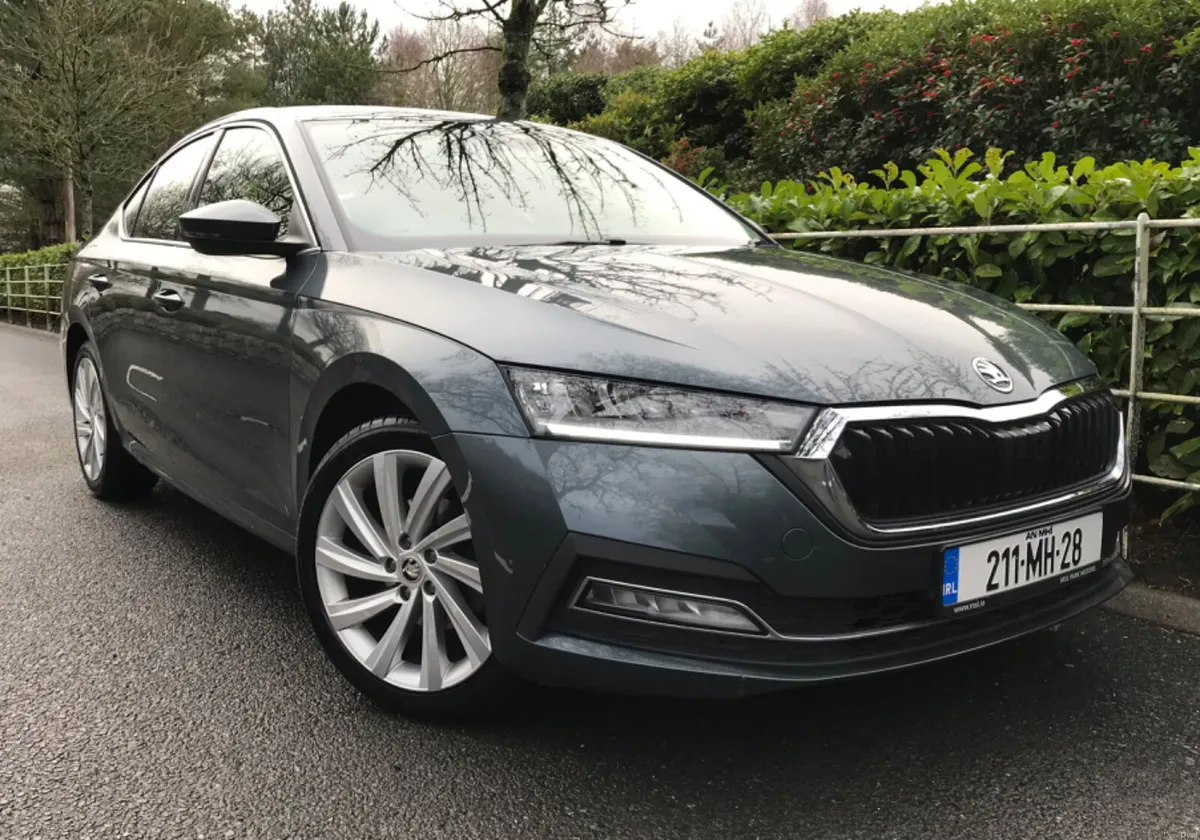 Skoda Octavia OCTAVIA STYLE 2.0TDI MINT - Image 3