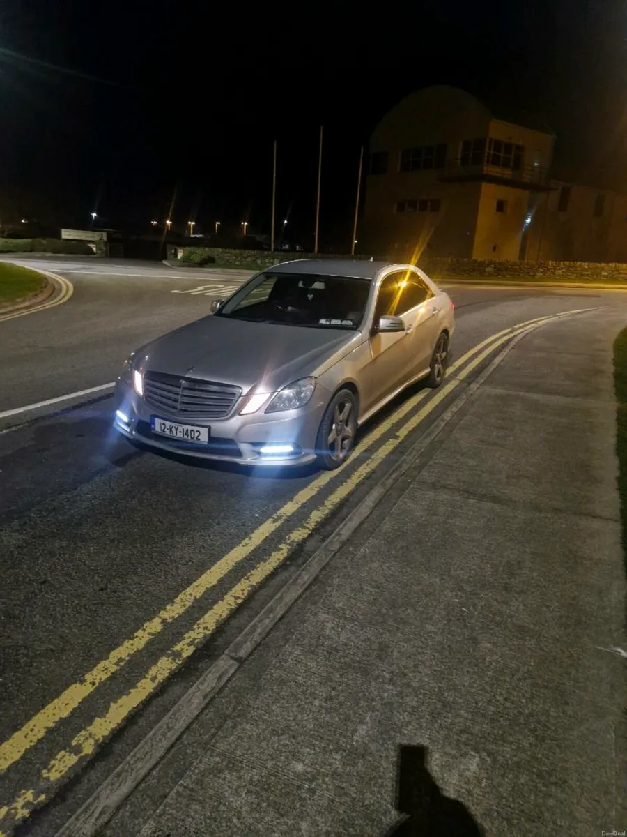 Mercedes e class - Image 4