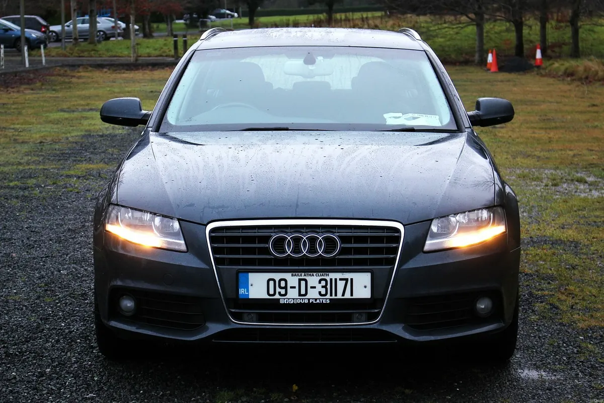 Audi A4 2009 - Image 1